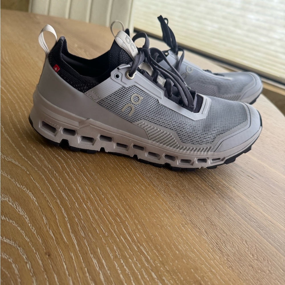 On Running Light and dark purple Athletic Shoes